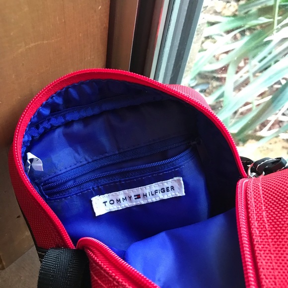 -SOLD- Vintage Tommy Hilfiger Bag - Picture 4 of 6